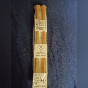 We Are Knitters Wooden Needles - 15mm/19US/S/E UK